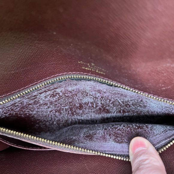 Louis Vuitton Taiga Selenga Pochette Clutch in Burgundy , COA included - Picture 12 of 15